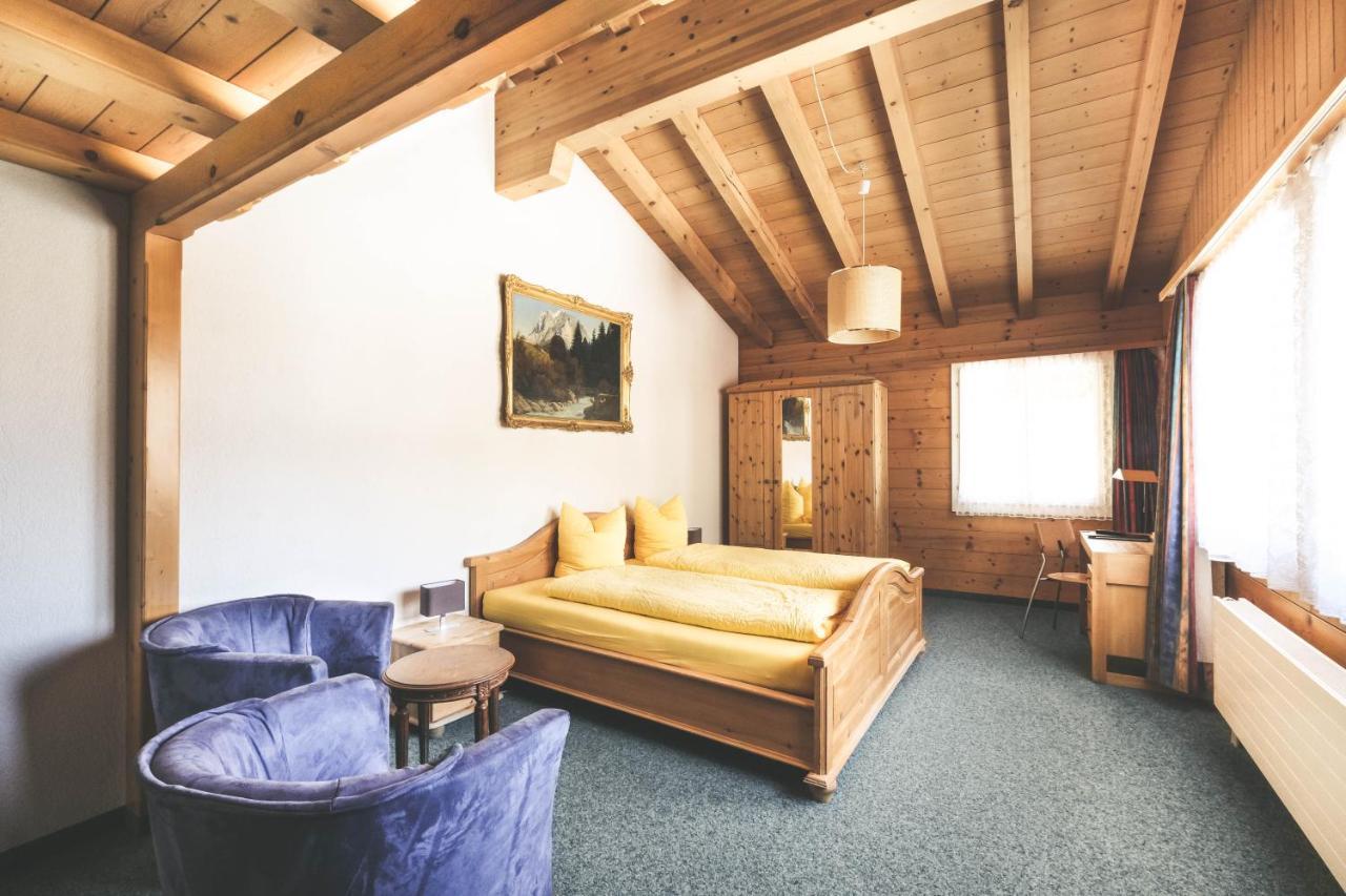 Hotel Alpina Кандерстег Екстериор снимка