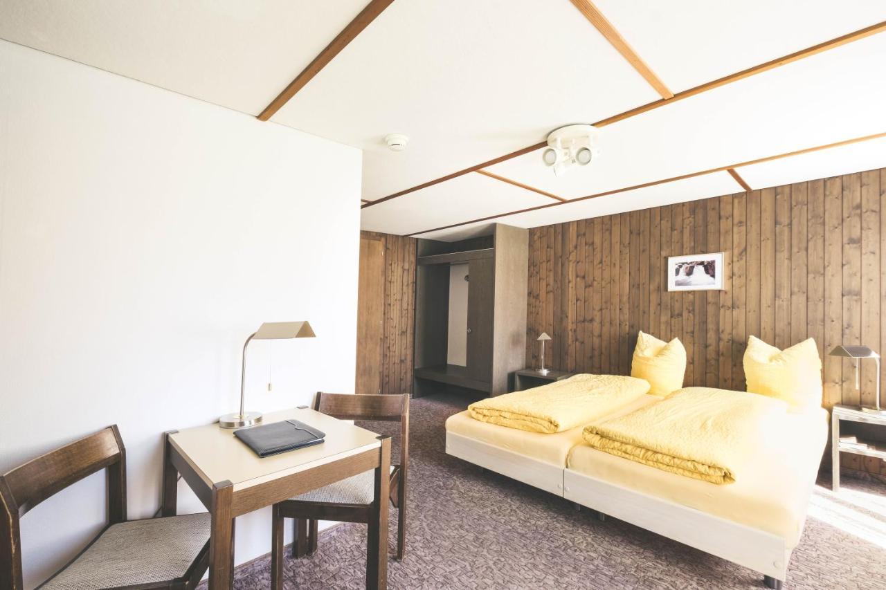 Hotel Alpina Кандерстег Екстериор снимка
