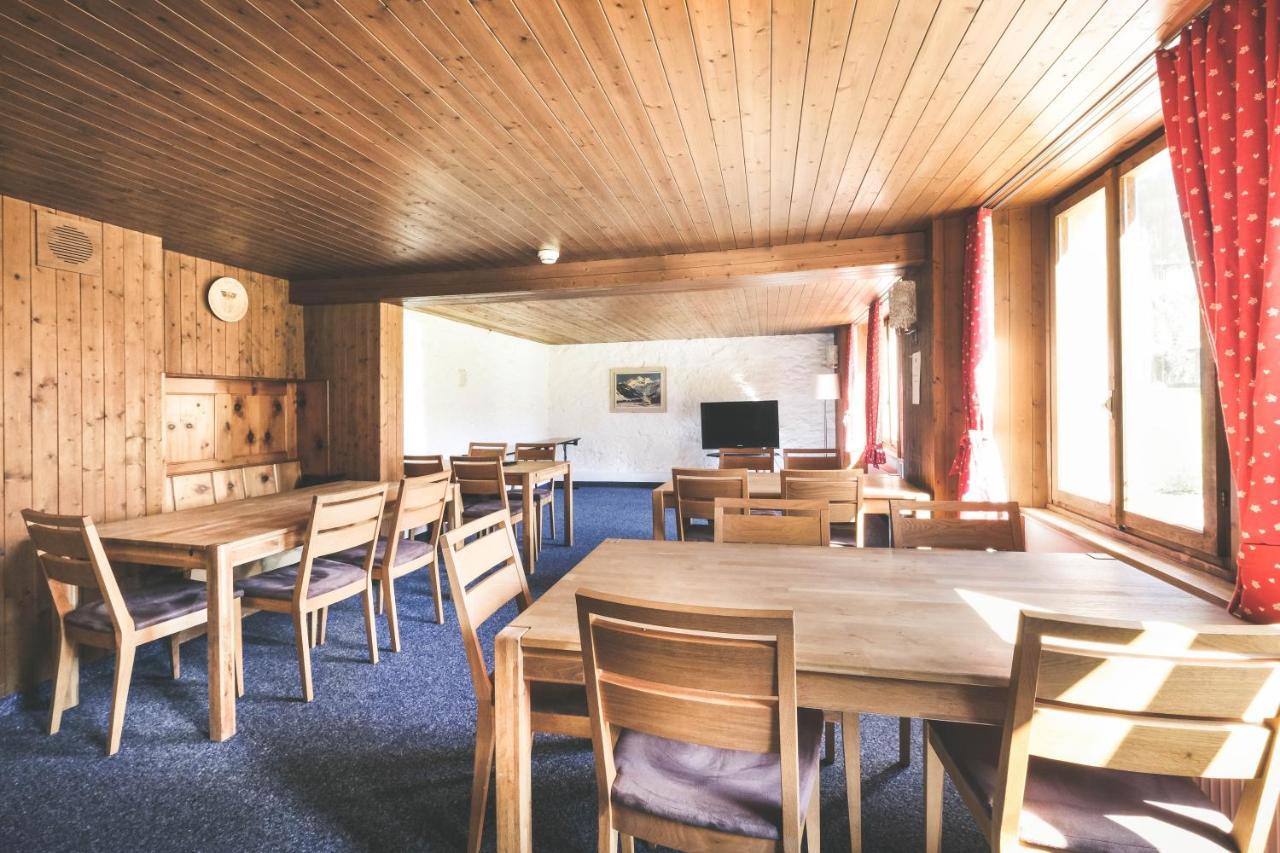 Hotel Alpina Кандерстег Екстериор снимка