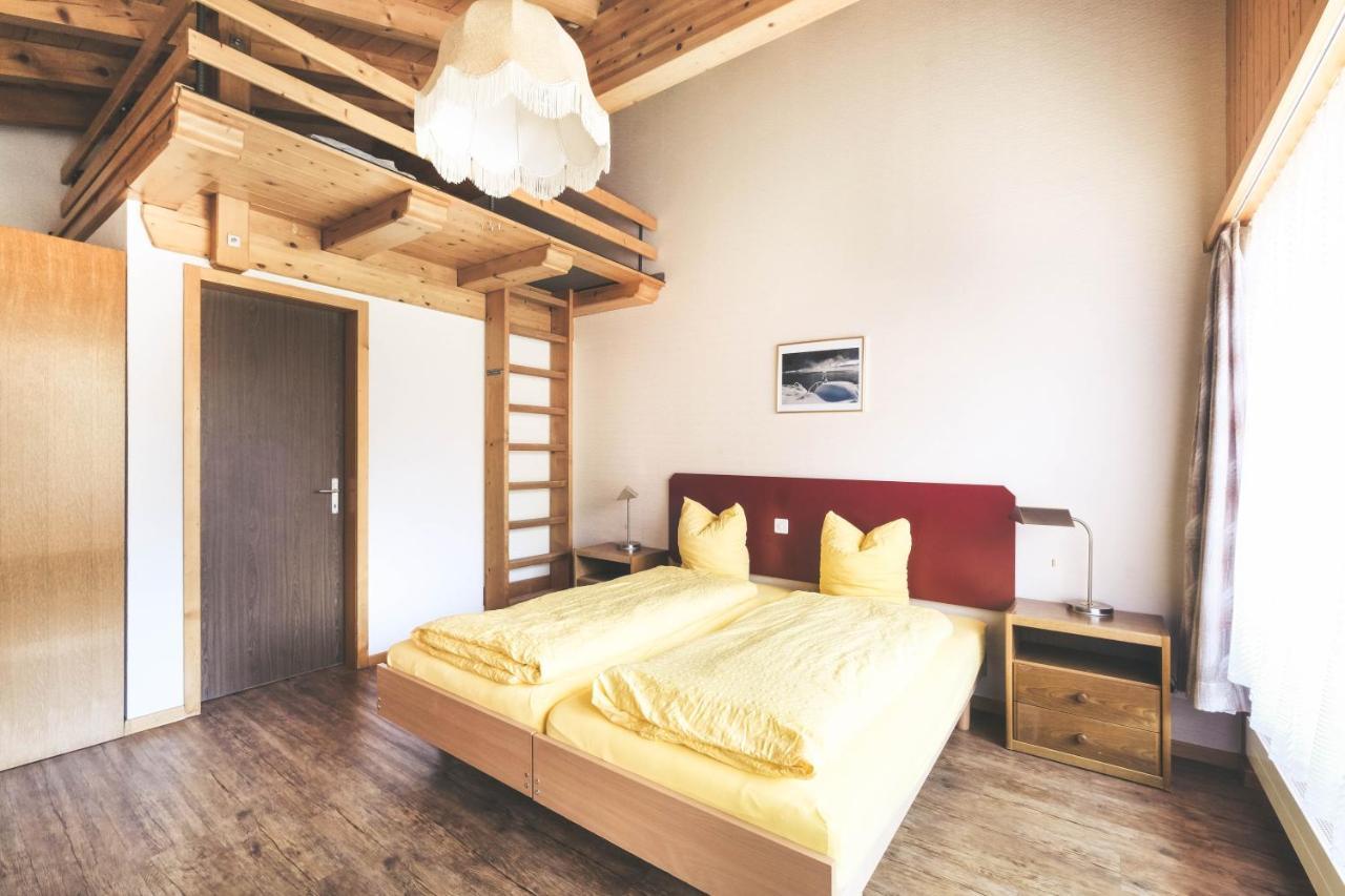 Hotel Alpina Кандерстег Екстериор снимка