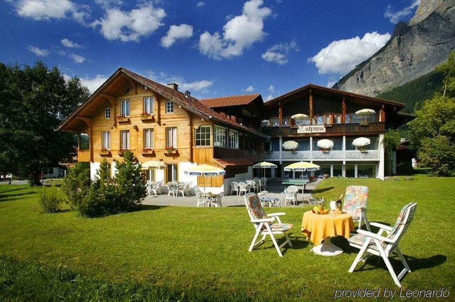 Hotel Alpina Кандерстег Екстериор снимка